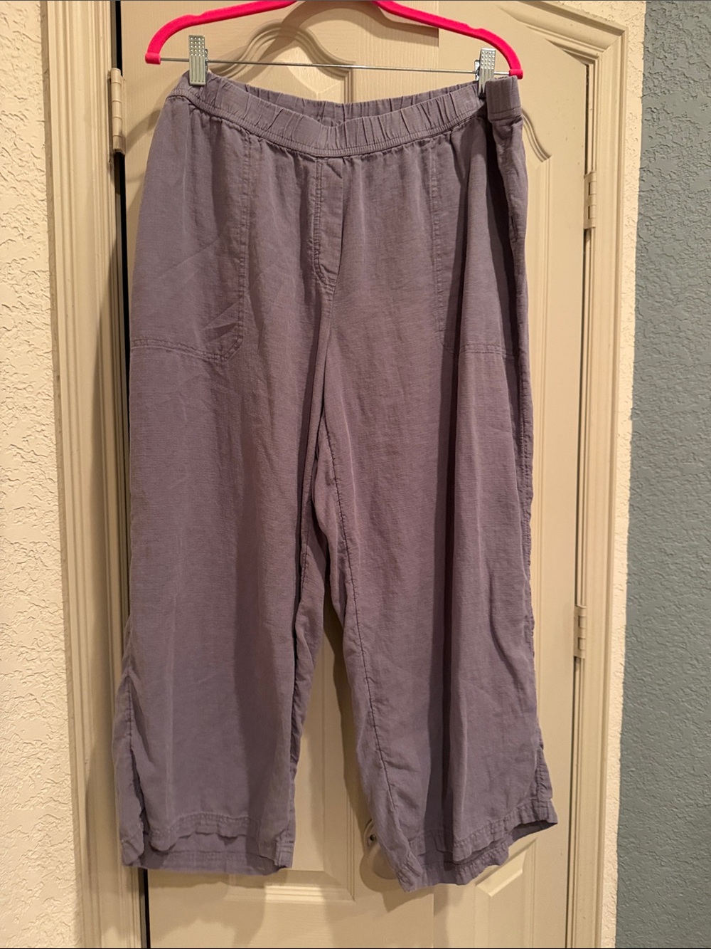 Relaxed Gray Cropped Wide-Leg Pants